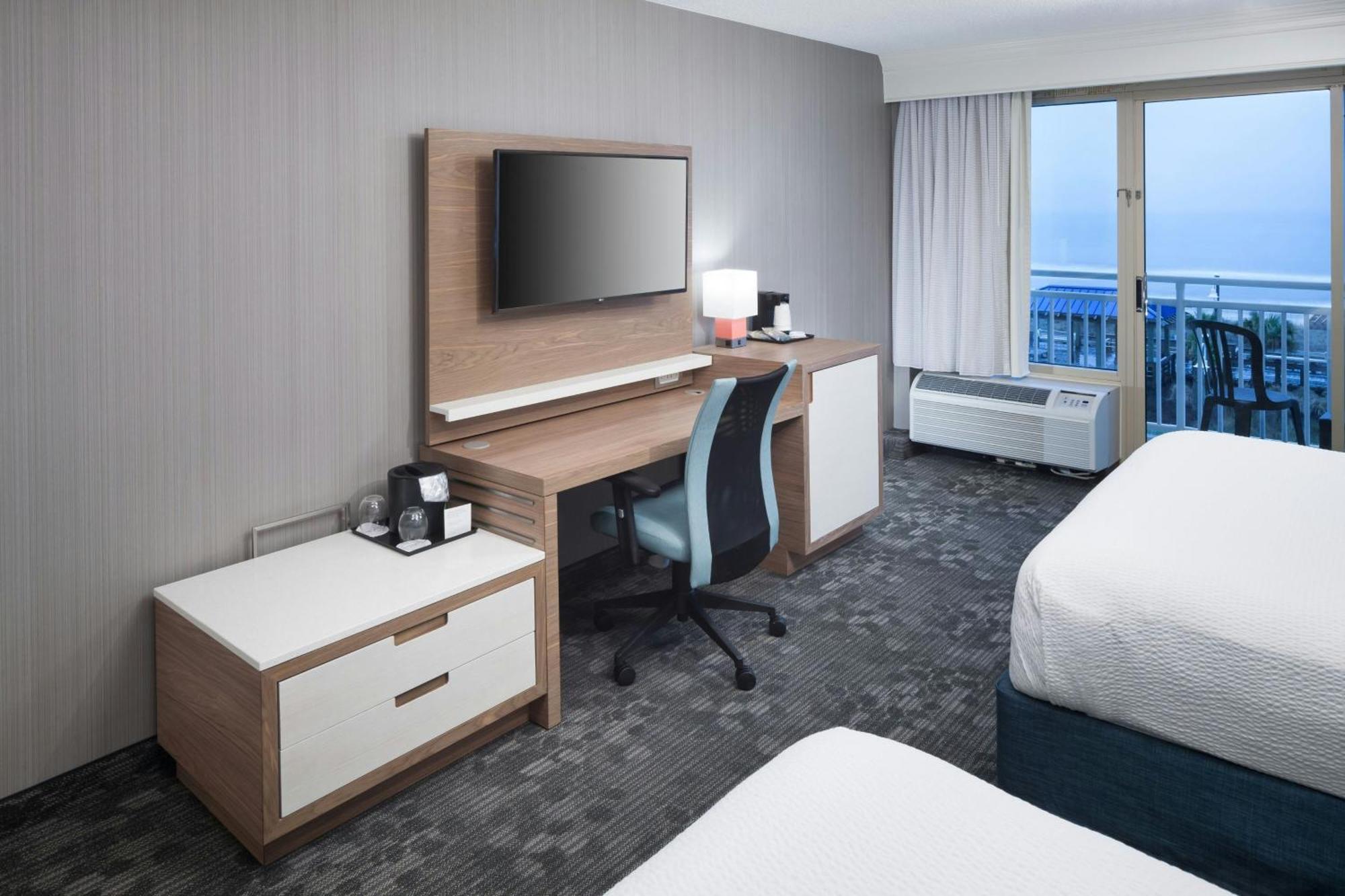 Courtyard Carolina Beach Oceanfront Экстерьер фото