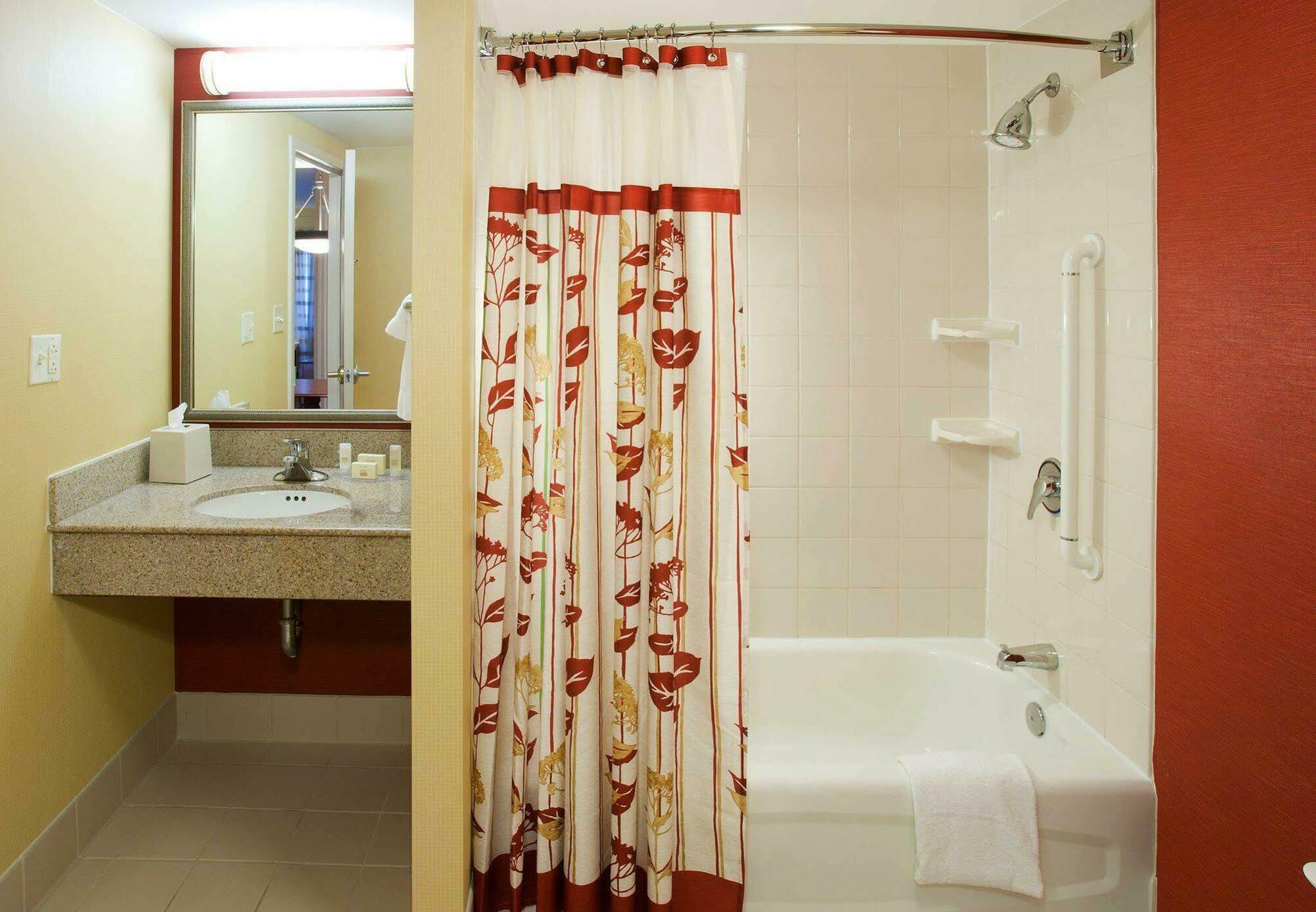 Courtyard Carolina Beach Oceanfront Экстерьер фото